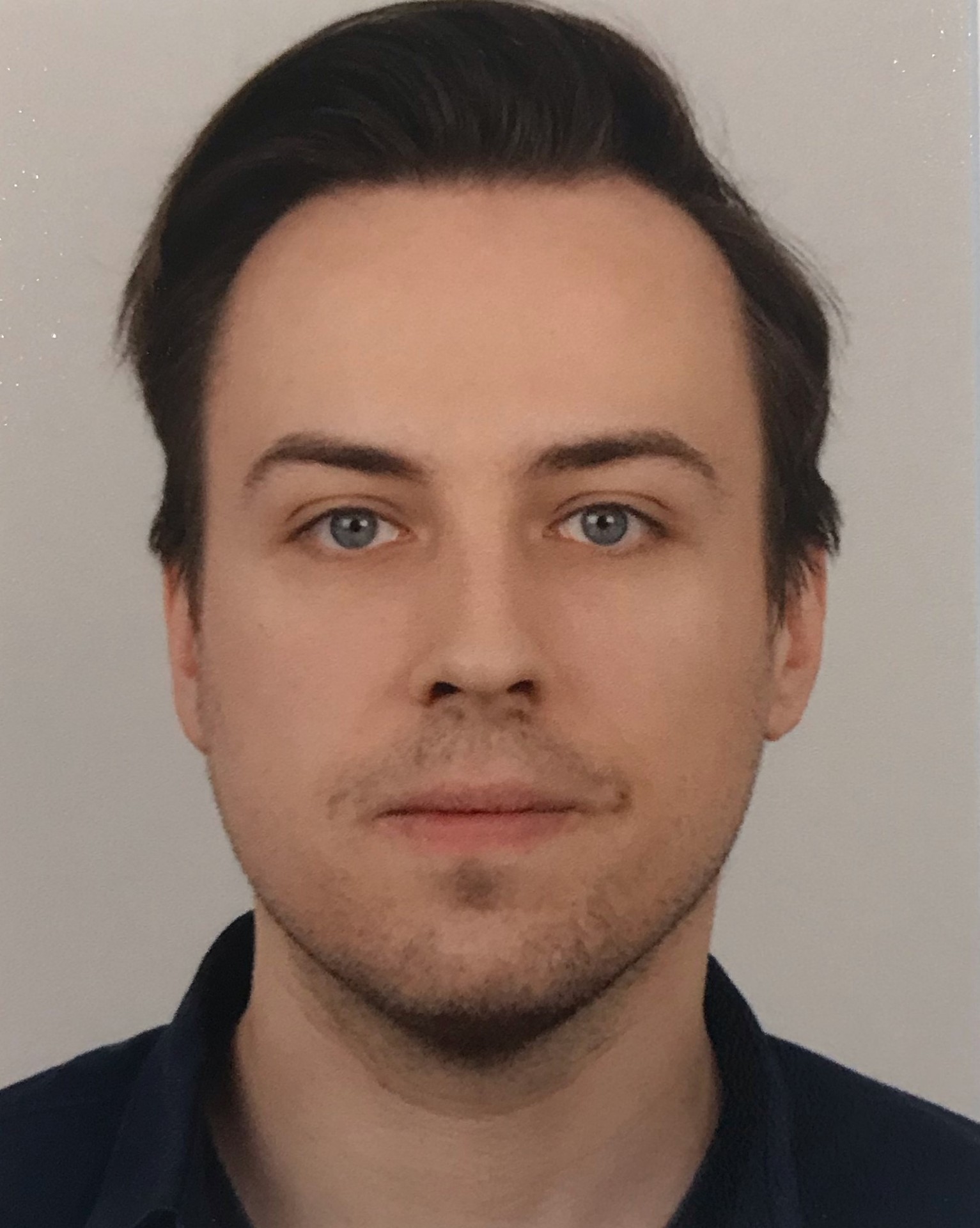 Nils Leuthold