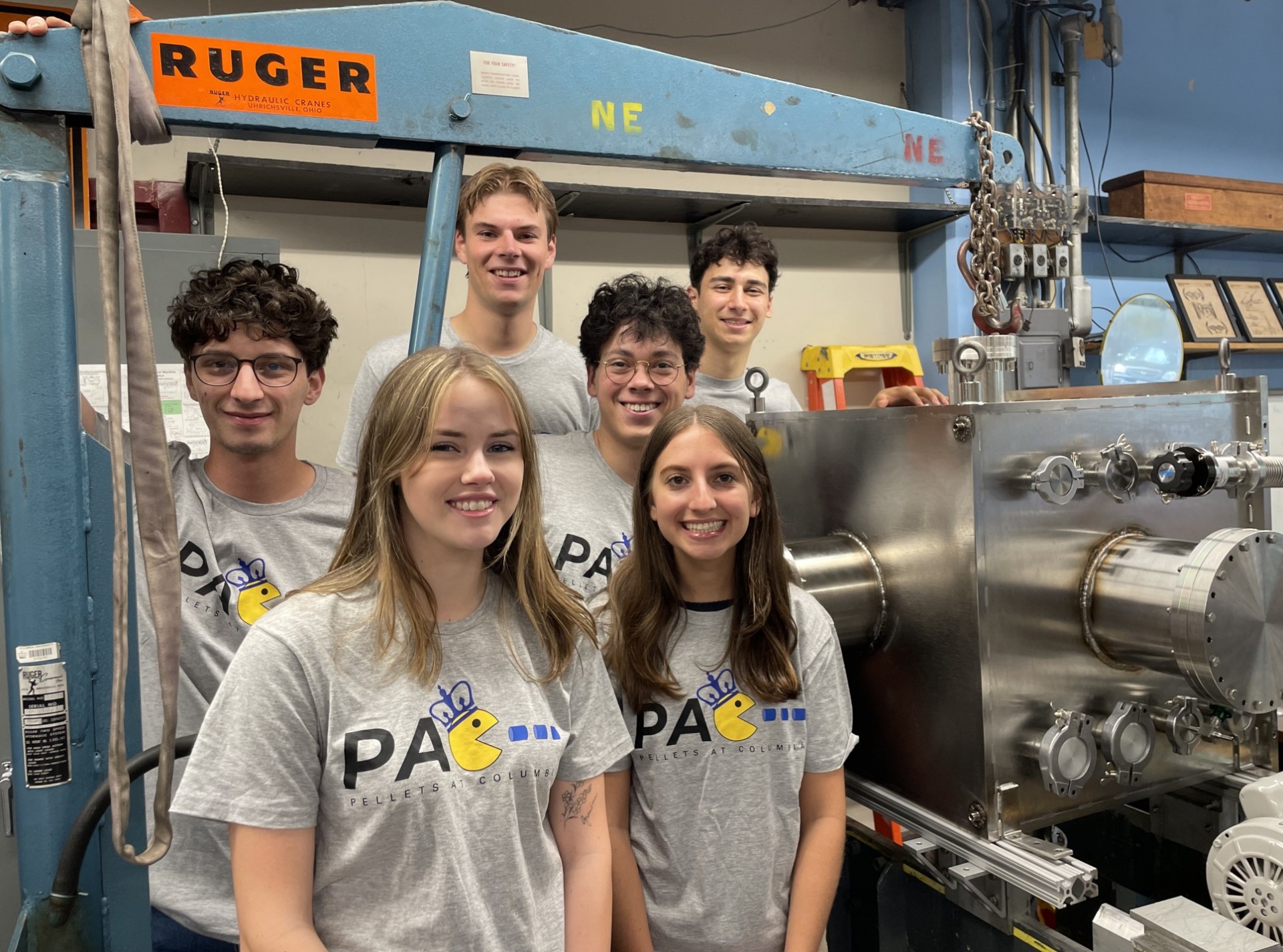 Students from the Pellets at Columbia experiment Students from the Pellets at Columbia experiment