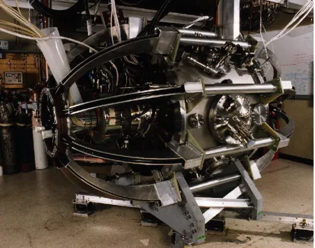 Image of the CUTE tokamak (at the University of Washington)