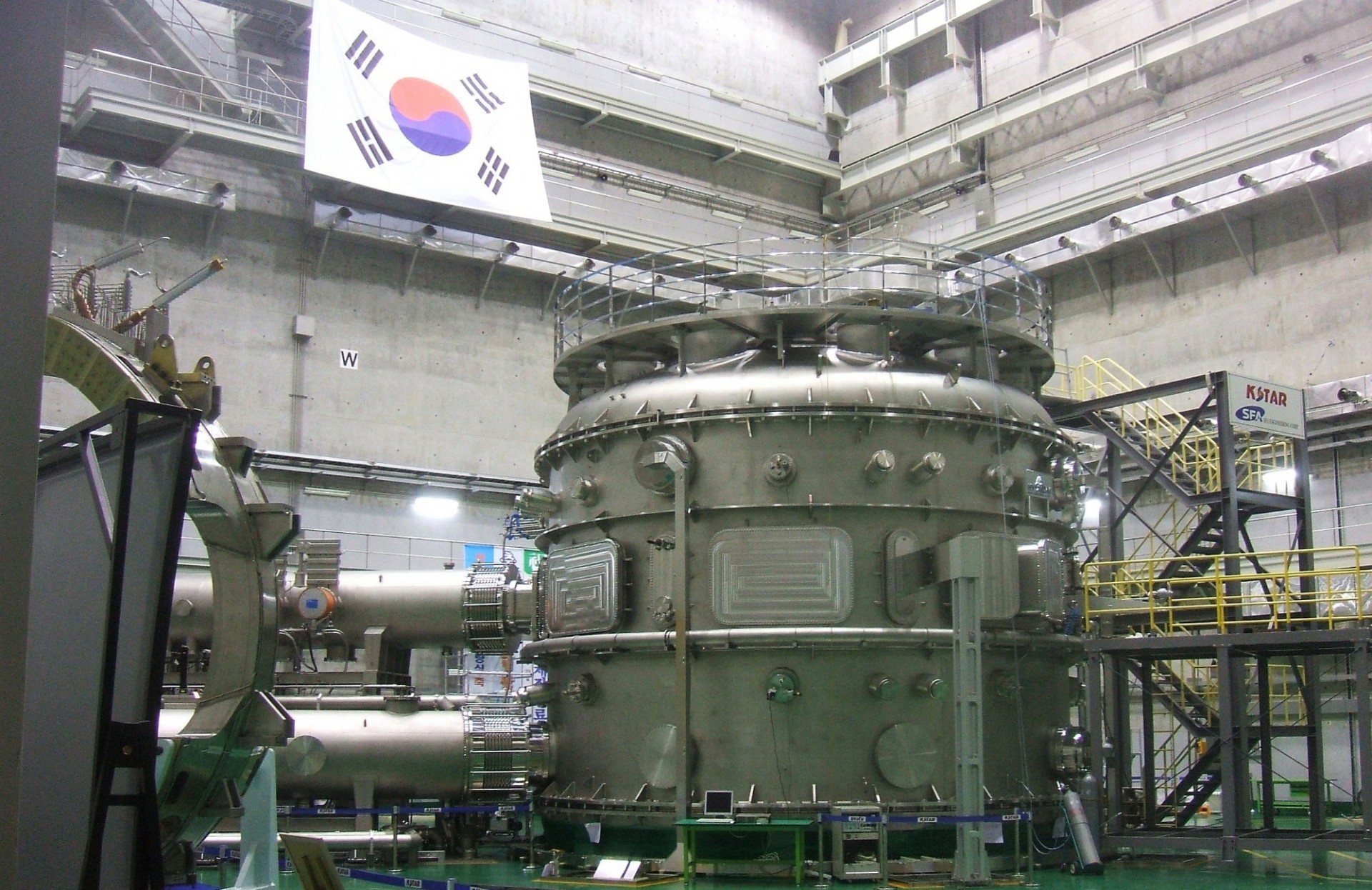 The KSTAR Tokamak in Korea