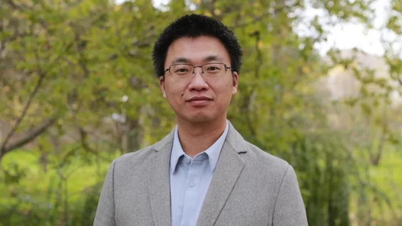 Prof. Zhu